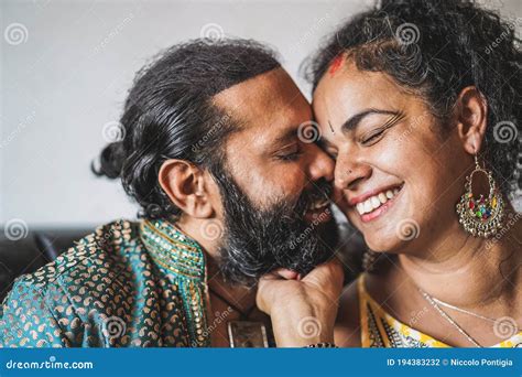 Indian husband had sex with his beautiful hot Muslim wife.